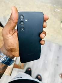 A picture of SAMSUNG A14 RAM