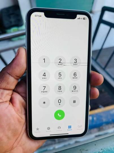 A picture of iPhone XR