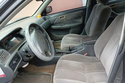 A picture of Toyota Camry 1999