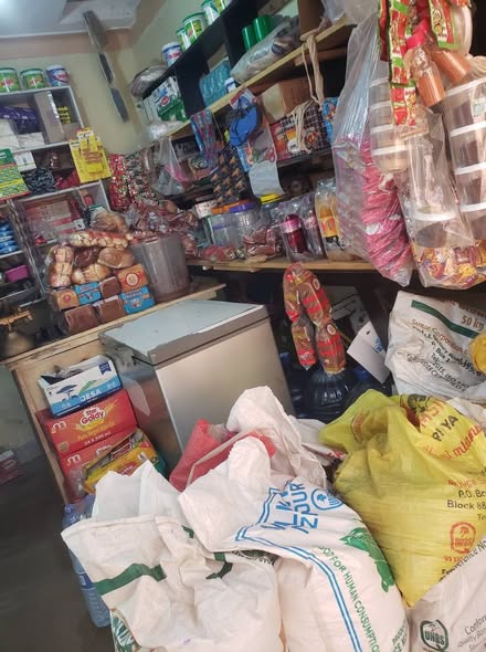 A picture of RETAIL SHOP ON QUICK SALE 6 5