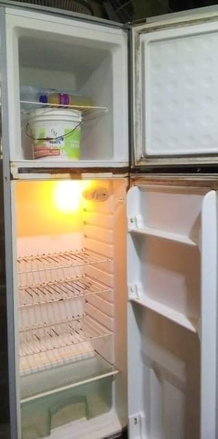A picture of Friji na mafeni Bei Chee 0653142079