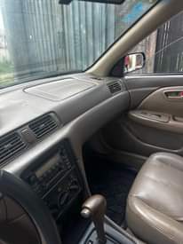 A picture of Toyota camry drop light