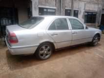 A picture of 1999 Benz C 180