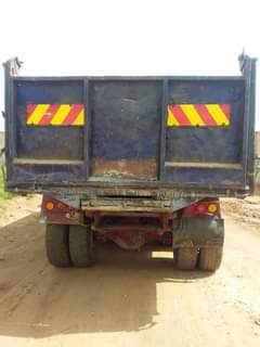 tipper truck