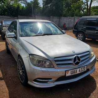 A picture of C200 2010 24M