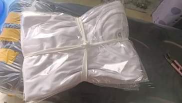 A picture of T shirt plain