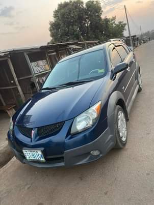A picture of Pontiac vibe 2004