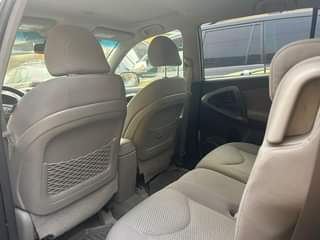 A picture of Toyota Rav4 2008 1 8M call or WhatsApp on 08143865598