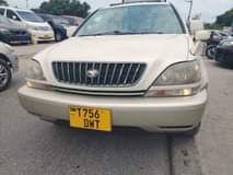 A picture of Harrier old model nzuri sana Haina kipengele tuwasiliane 0711351773 0785303273