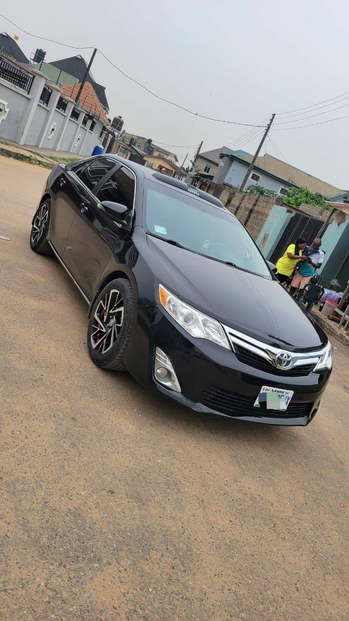 A picture of Toyota Camry Xle