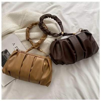 A picture of New hand bag