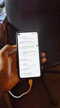 A picture of GOOGLE PIXEL 4A BEI SAFI NIPE HELA YAKULA SIKUKUU PIGA