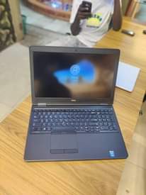 A picture of Dell latitude e5550 core i5 ram 8gb 500gb storage clean