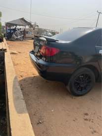 A picture of Toyota Corolla 04