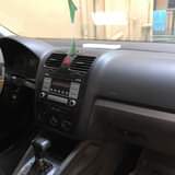 A picture of Volkswagen Jetta 06 model