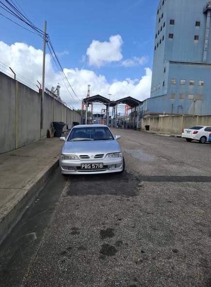 nissan p11 primera