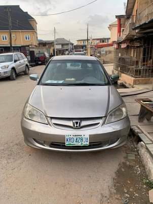 A picture of 2001 HONDA CIVIC SEDAN