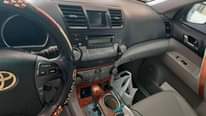 A picture of Toyota Highlander 2009 Upgraded to 2012 Buy and Drive Super