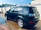 A picture of 07 Mitsubishi Outlander