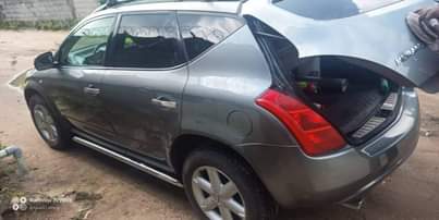 A picture of suv