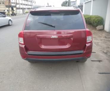 A picture of FOREIGN USED JEEP COMPASS 2013. ENGINE GEAR AND AC WORKING