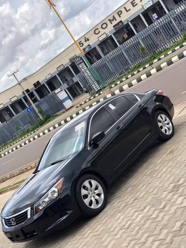 A picture of FOR SALE EXTREMELY CLEAN USED HONDA ACCORD 2010 MODEL BELGIUM