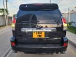 A picture of LANDCRUISER PRADO 120