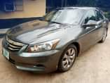 A picture of Neatly Used Honda Accord 2009 model up for sale. Everything