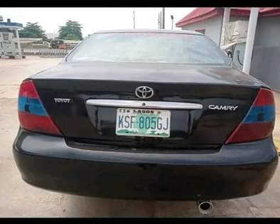 A picture of Toyota Camry 2003 4 plugs Engine Engine and Gear ok