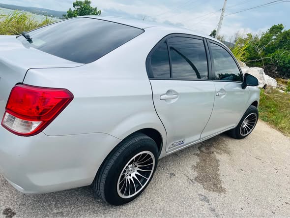 used toyota axio