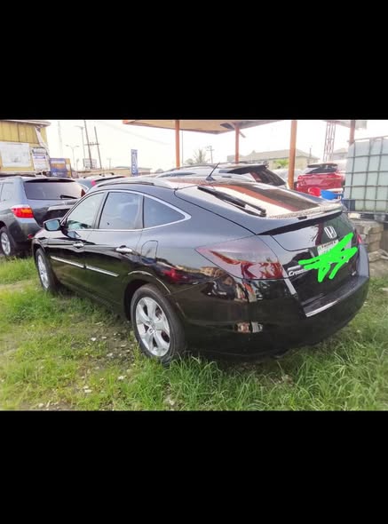 A picture of Honda crosstour 2010 100 ok Factory set 7 5m 09015899009