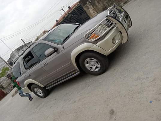 A picture of Registered Toyota Squire 2002 model complete first body everything is