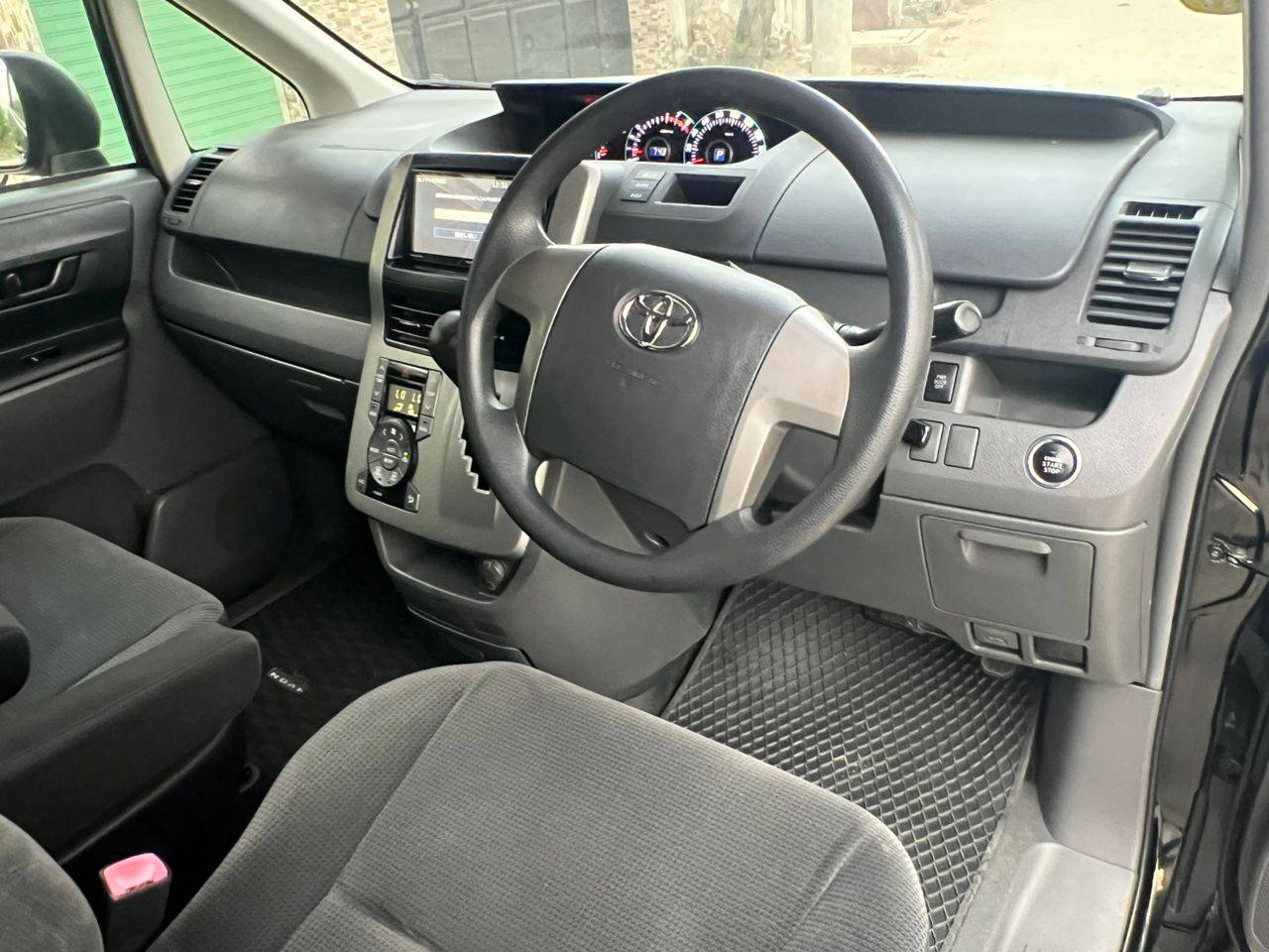A picture of TOYOTA NOAH NEW MODEL NAIUZA call WhatsApp 071 680 0368