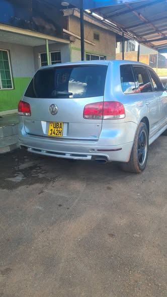 A picture of Vw tourage 13m