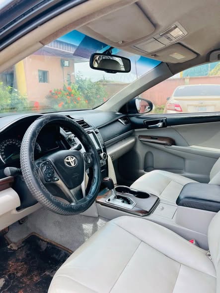 A picture of 2013 Toyota Camry