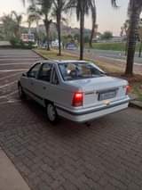 opel monza