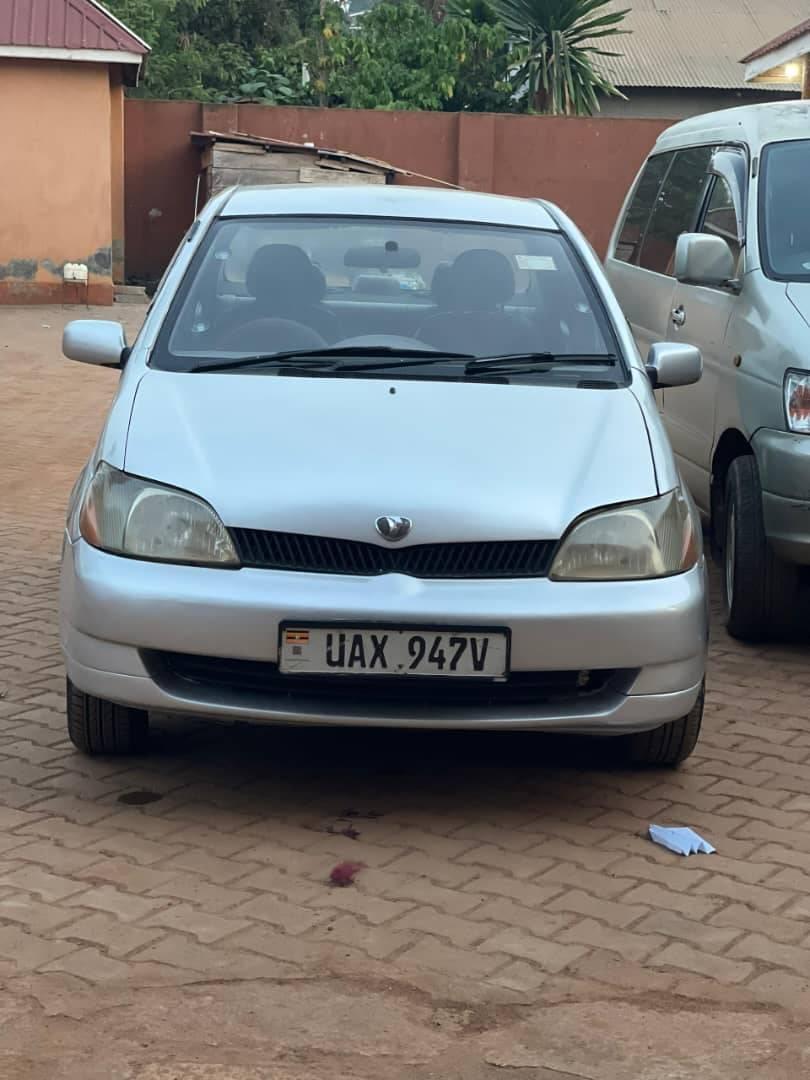 A picture of Toyota Platz