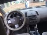 A picture of Nissan altima 05 model
