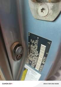 A picture of Toyota Sienna 05