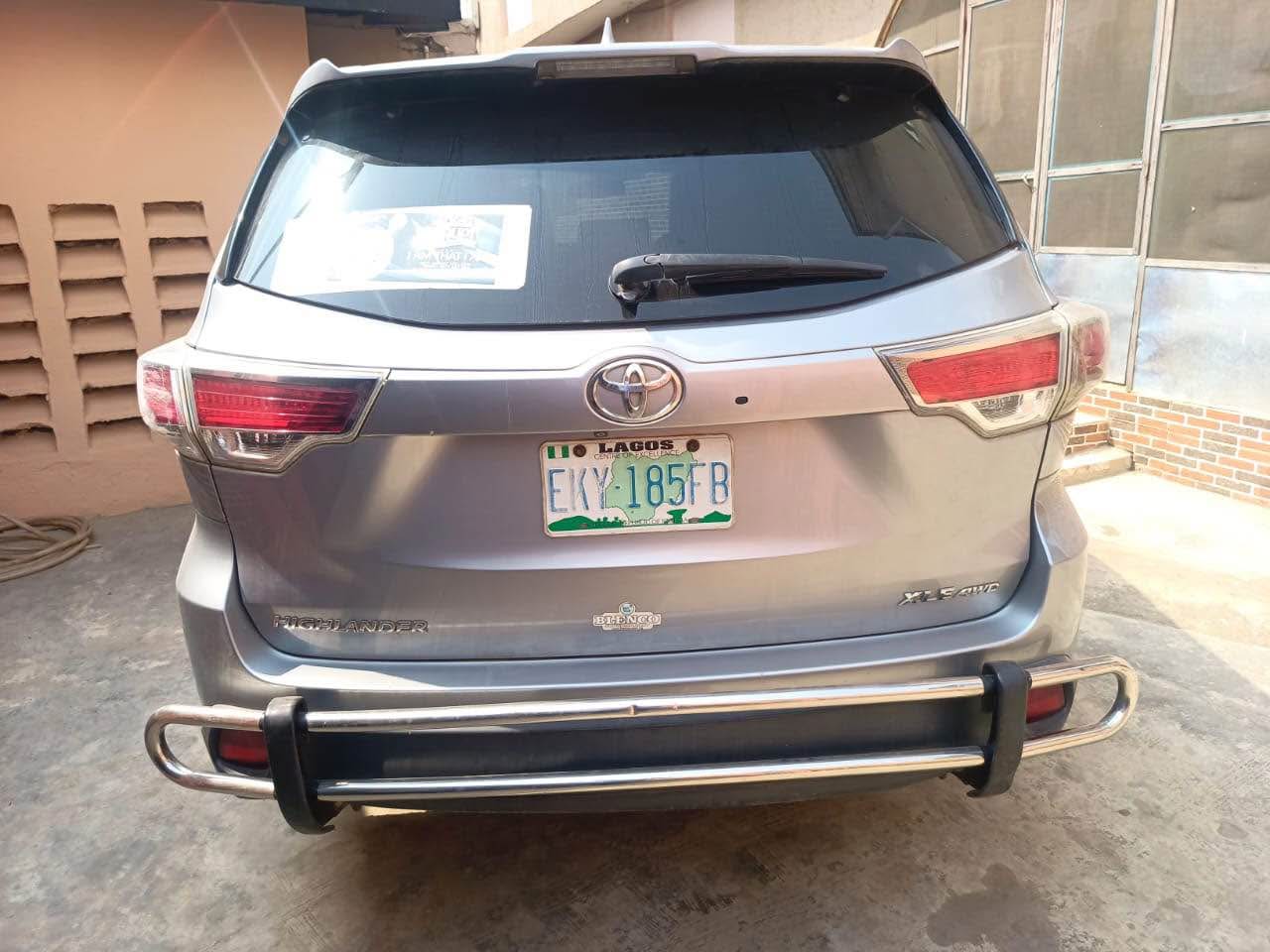 A picture of Registered Toyota Highlander 2015