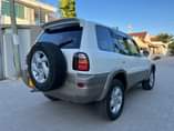 A picture of Rav4 Old Model