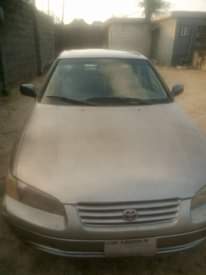A picture of 1999 Toyota Camry