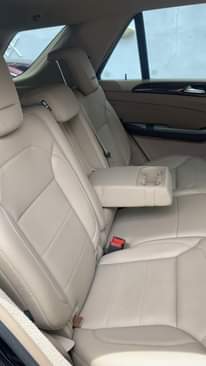 A picture of 2012 Mercedes Benz ML350 SUV