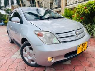 A picture of Toyota IST