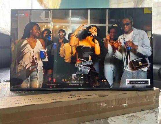 A picture of Hisense inches 50 smart full box call 0750592828