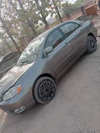 A picture of Toyota corolla 2005