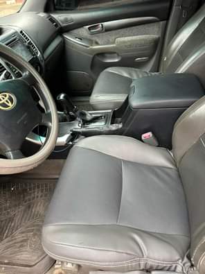 A picture of Clean Registered 2009 Toyota Prado 9.5m net price Abuja 08136543220