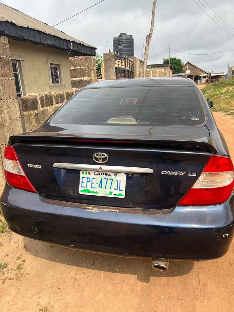 A picture of Toyota Camry 2004 model