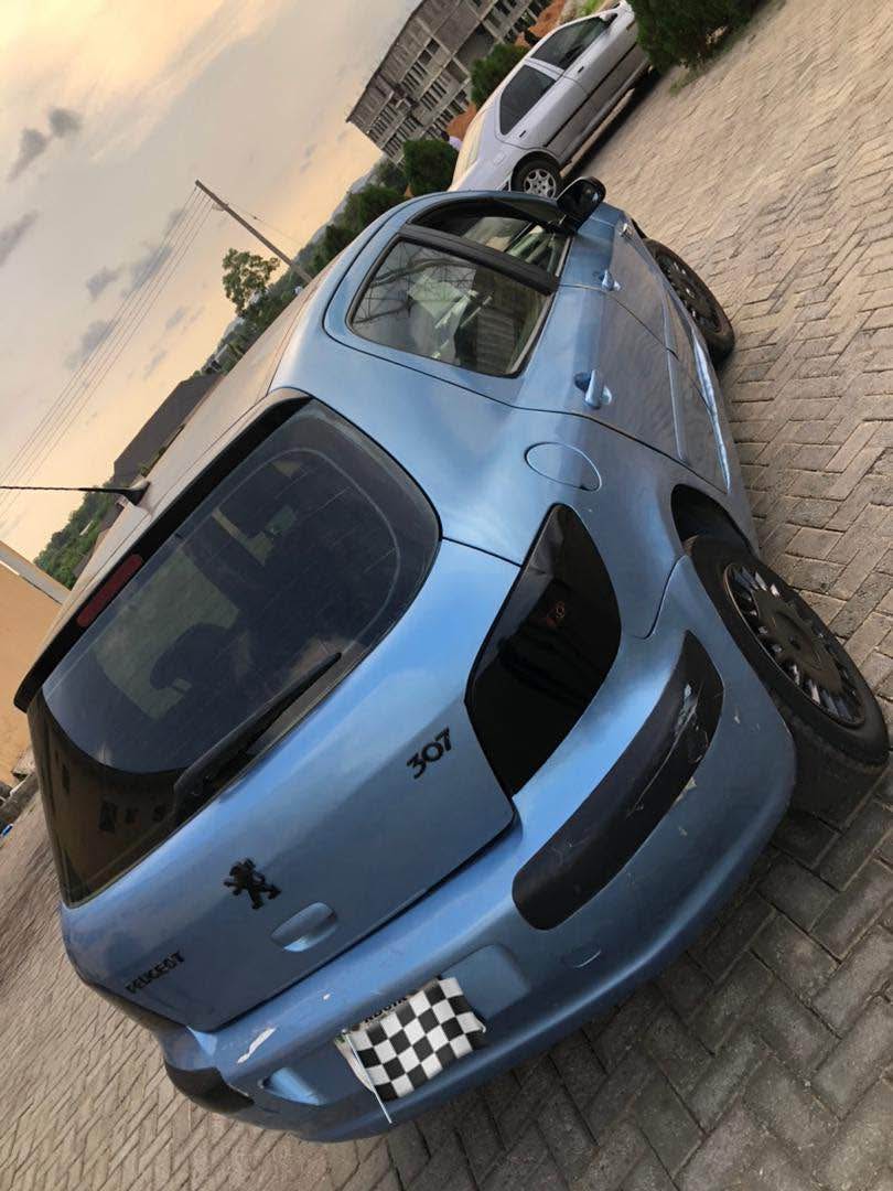 A picture of Peugeot 307 2006 model Manual