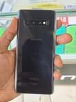 A picture of SAMSUNG GALAXY S10 USED